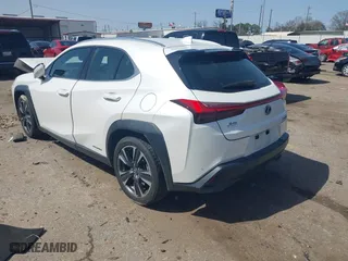 2021 Lexus UX with VIN JTHX9JBH9M2040678, listed as a IAAI auction lot 41727164 with 71,004 mi miles. Bid and sale history available at carsss.com. Image 3.