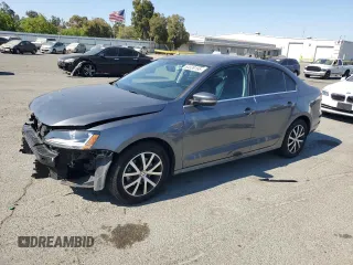 2017 Volkswagen Jetta SE with VIN 3VWDB7AJ4HM372569, listed as a Copart auction lot 64539195 with 72,731 mi miles and Salvage title. Bid and sale history available at DreamBid. Image 1.