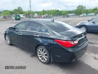 2012 Hyundai Sonata SE with VIN 5NPEC4AB7CH408636, listed as a IAAI auction lot 42188211 with 197,665 mi miles and . Bid and sale history available at carsss.com. Image 3.
