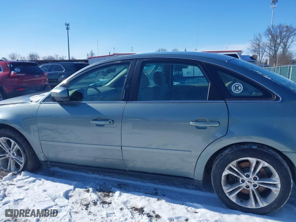 2006 Ford Five Hundred SE with VIN 1FAFP23146G119696, listed as a IAAI auction lot 41599381 with 184,040 mi miles. Bid and sale history available at carsss.com. Image 14.