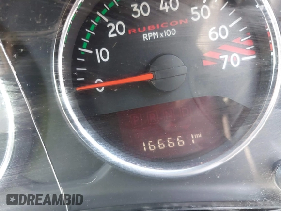 2016 Jeep Wrangler Unlimited Rubicon with VIN 1C4BJWFG7GL274673, listed as a IAAI auction lot 42532134 with 166,661 mi miles and . Bid and sale history available at DreamBid. Image 7.