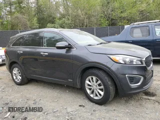 2017 Kia Sorento LX with VIN 5XYPGDA38HG327987, listed as a Copart auction lot 53922925 with 134,047 mi miles and Clean Title. Bid and sale history available at carsss.com. Image 4.