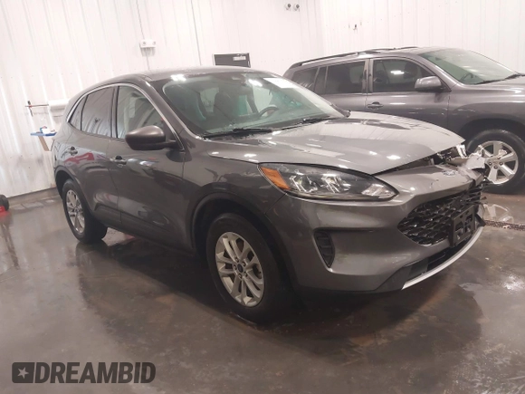 2022 Ford Escape SE with VIN 1FMCU9G69NUB21752, listed as a IAAI auction lot 41890357 with 33,434 mi miles. Bid and sale history available at carsss.com. Image 1.
