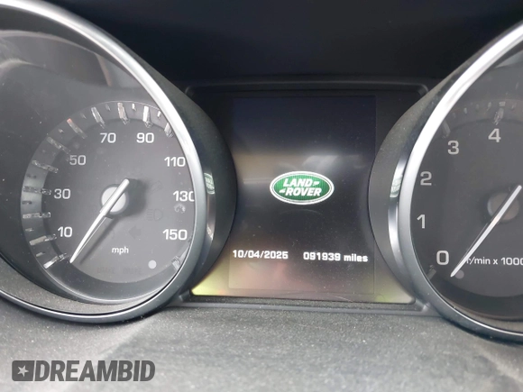 2015 Land Rover Range Rover Evoque Pure with VIN SALVN2BG6FH074216, listed as a IAAI auction lot 41945893 with 91,939 mi miles. Bid and sale history available at carsss.com. Image 7.