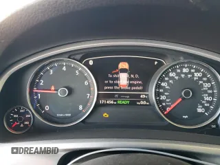 2011 Volkswagen Touareg с VIN WVGFG9BP2BD003056, выставлен на аукционе Copart как лот 84203674 с пробегом 171 456 миль миль и Списание • Salvage title. История ставок и продаж доступна на DreamBid. Изображение 9.