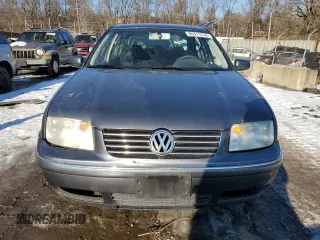 2005 Volkswagen Jetta GL with VIN 3VWRK69M85M025000, listed as a Copart auction lot 88311535 with 123,144 mi miles and Salvage title. Bid and sale history available at DreamBid. Image 5.