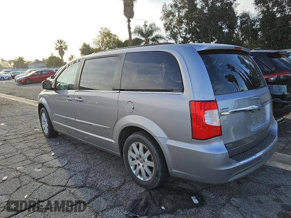 2016 Chrysler Town & Country Touring with VIN 2C4RC1BG0GR198206, listed as a Copart auction lot 47177695 with 102,522 mi miles and Clean Title. Bid and sale history available at DreamBid. Image 2.