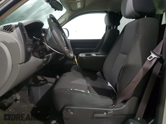 2010 Chevrolet Silverado 1500 LS with VIN 1GCSKREA4AZ251643, listed as a Copart auction lot 88511085 with 136,052 mi miles and Salvage Title. Bid and sale history available at DreamBid. Image 7.