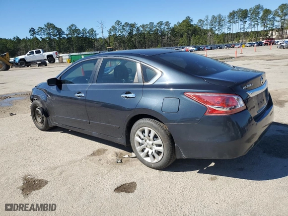 2013 Nissan Altima 2.5 S with VIN 1N4AL3AP1DC902885, listed as a Copart auction lot 47172665 with 174,389 mi miles and Salvage Title. Bid and sale history available at carsss.com. Image 2.