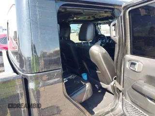 2020 Jeep Gladiator Overland with VIN 1C6HJTFG2LL149056, listed as a IAAI auction lot 41524168 with 113,503 mi miles and . Bid and sale history available at DreamBid. Image 8.