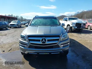 2016 Mercedes-Benz GL with VIN 4JGDF6EE3GA633180, listed as a IAAI auction lot 41623280 with 120,294 mi miles. Bid and sale history available at carsss.com. Image 13.