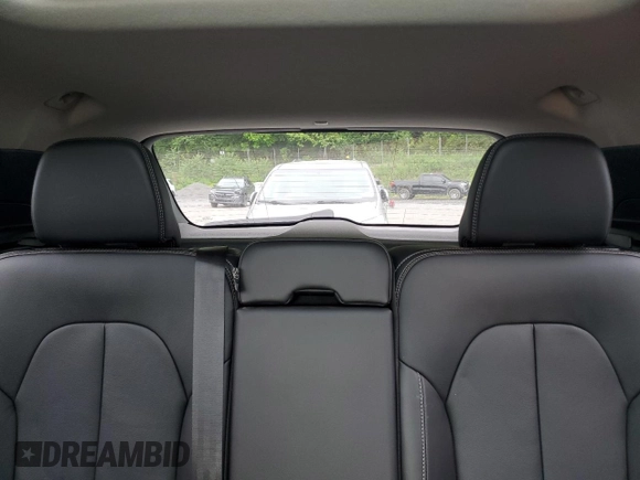 2024 Volvo XC40 Plus Bright Theme with VIN YV4L12UE3R2290695, listed as a Copart auction lot 61178065 with 42,047 mi miles and Clean title. Bid and sale history available at DreamBid. Image 10.