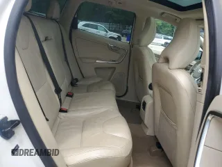 2013 Volvo XC60 3.2L z VIN YV4952DLXD2391044, wystawiony jako Copart lot #58845215 z przebiegiem 136 389 mil mil oraz Czysty tytuł • Clean title. Historia ofert i sprzedaży dostępna na DreamBid. Obrazek 10.