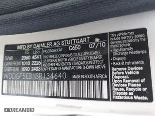 2011 Mercedes-Benz C-Class C 300 Sport with VIN WDDGF5EB1BR134640, listed as a IAAI auction lot 41035827 with 236,814 mi miles. Bid and sale history available at carsss.com. Image 9.