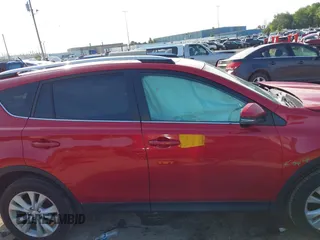 2015 Toyota RAV4 Limited z VIN 2T3DFREV3FW355046, wystawiony jako IAAI lot #42536286 z przebiegiem 150 726 mil mil oraz . Historia ofert i sprzedaży dostępna na DreamBid. Obrazek 13.