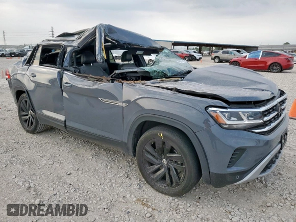 2022 Volkswagen Atlas SE with VIN 1V2JE2CA5NC222009, listed as a Copart auction lot 58000185 with 64,173 mi miles and Salvage title. Bid and sale history available at DreamBid. Image 4.