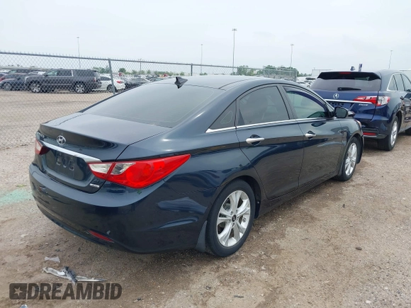 2012 Hyundai Sonata SE z VIN 5NPEC4AC7CH341786, wystawiony jako IAAI lot #41890326 z przebiegiem 114 678 mil mil oraz . Historia ofert i sprzedaży dostępna na DreamBid. Obrazek 4.