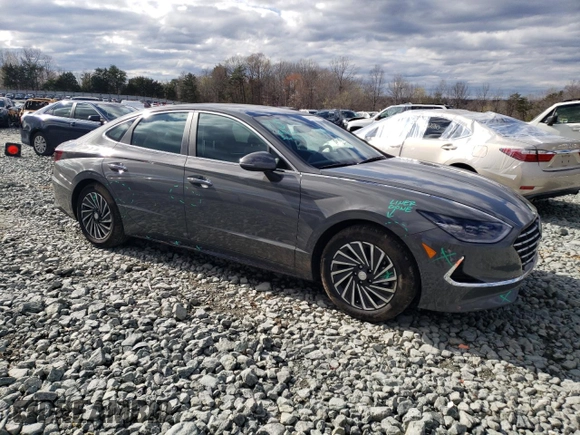 2022 Hyundai Sonata Hybrid Limited with VIN KMHL54JJ9NA049742, listed as a Copart auction lot 44162113 with 7,436 mi miles. Bid and sale history available at carsss.com. Image 4.