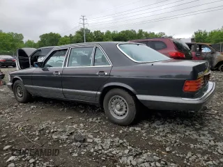 1985 Mercedes-Benz 500 SEL с VIN WDBCA37D0FA117051, выставлен на аукционе Copart как лот 55772735 с пробегом 249 121 миль миль и Чистый • Clean title. История ставок и продаж доступна на DreamBid. Изображение 2.