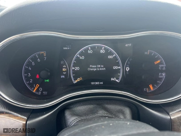 2015 Jeep Grand Cherokee Limited with VIN 1C4RJFBG0FC609727, listed as a IAAI auction lot 42019736 with 181,363 mi miles. Bid and sale history available at carsss.com. Image 6.