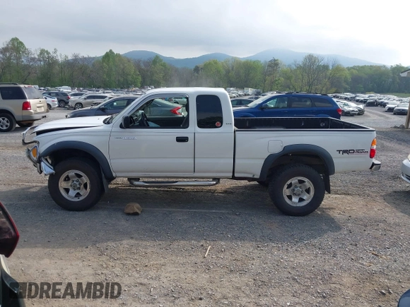 2004 Toyota Tacoma z VIN 5TEWN72N54Z463111, wystawiony jako IAAI lot #42093928 z przebiegiem 147 136 mil mil oraz . Historia ofert i sprzedaży dostępna na DreamBid. Obrazek 15.