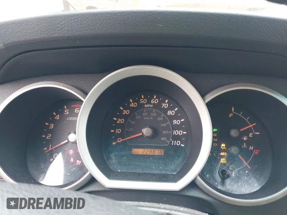 2006 Toyota 4Runner SR5 with VIN JTEZU14R660073548, listed as a IAAI auction lot 42016234 with 228,878 mi miles and . Bid and sale history available at DreamBid. Image 7.