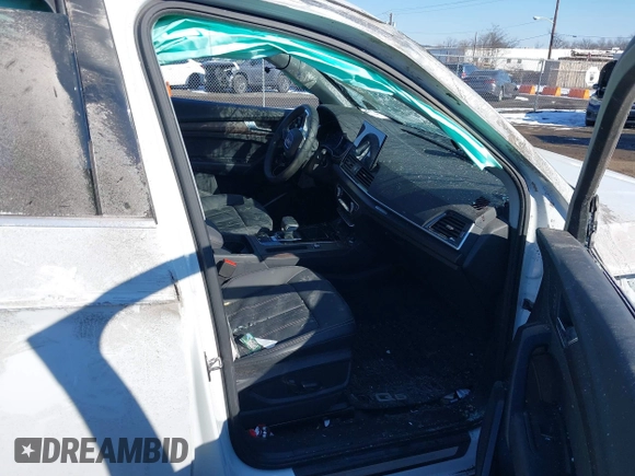 2024 Audi Q5 Premium with VIN WA1ABAFY8R2043756, listed as a IAAI auction lot 41410186 with 23,906 mi miles and . Bid and sale history available at DreamBid. Image 5.