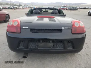 2003 Toyota MR2 z VIN JTDFR320930065139, wystawiony jako Copart lot #55174975 z przebiegiem 122 156 mil mil oraz Szkody całkowita. Historia ofert i sprzedaży dostępna na DreamBid. Obrazek 6.