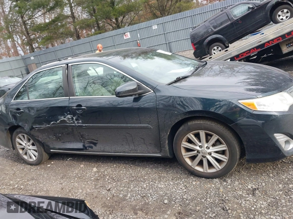2014 Toyota Camry SE with VIN 4T1BK1FK6EU544726, listed as a IAAI auction lot 41630731 with 108,072 mi miles. Bid and sale history available at carsss.com. Image 13.