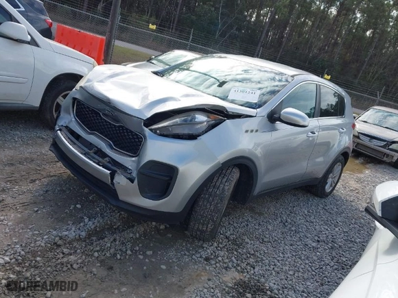 2017 Kia Sportage LX with VIN KNDPM3AC4H7211413, listed as a IAAI auction lot 41301241 with 161,093 mi miles. Bid and sale history available at carsss.com. Image 2.