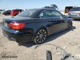 2013 BMW M3 with VIN WBSDX9C59DE785435, listed as a Copart auction lot 48993905 with 73,900 mi miles and Salvage Title. Bid and sale history available at carsss.com. Image 3.