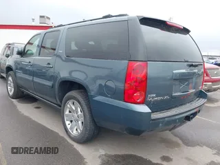 2008 GMC Yukon XL SLT 4SB z VIN 1GKFK163X8J238038, wystawiony jako IAAI lot #41715318 z przebiegiem 53 474 mil mil oraz . Historia ofert i sprzedaży dostępna na DreamBid. Obrazek 3.