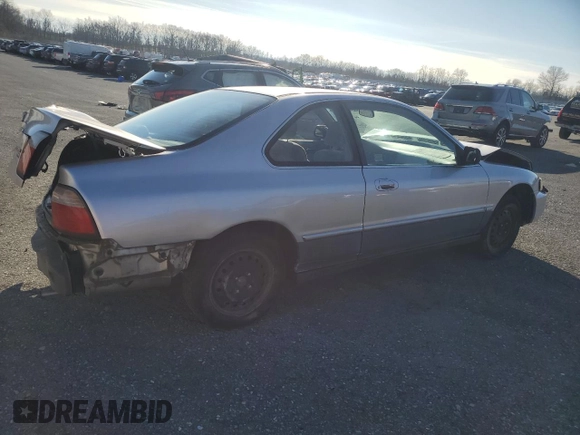 1997 Honda Accord LX with VIN 1HGCD723XVA033754, listed as a Copart auction lot 85194774 with 77,269 mi miles and Salvage Title. Bid and sale history available at carsss.com. Image 3.