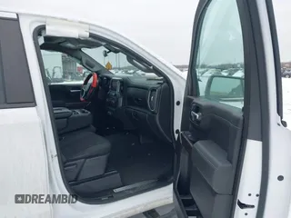 2020 Chevrolet Silverado 1500 LT with VIN 3GCUYDED7LG438771, listed as a IAAI auction lot 41310251 with 94,681 mi miles and . Bid and sale history available at DreamBid. Image 5.