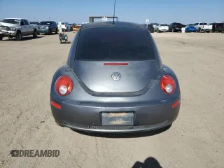 2006 Volkswagen New Beetle Coupe with VIN 3VWPW31C06M418276, listed as a Copart auction lot 46279065 with 183,800 mi miles and Clean Title. Bid and sale history available at carsss.com. Image 6.