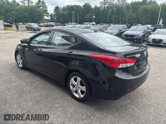 2013 Hyundai Elantra GLS с VIN KMHDH4AE5DU859798, выставлен на аукционе IAAI как лот 42521558 с пробегом 195 664 миль миль и . История ставок и продаж доступна на DreamBid. Изображение 3.