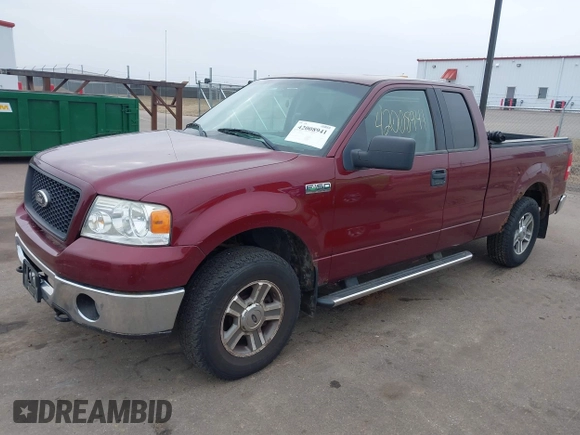 2006 Ford F-150 XLT with VIN 1FTPX14V36NA99964, listed as a IAAI auction lot 42008941 with 152,360 mi miles. Bid and sale history available at carsss.com. Image 2.