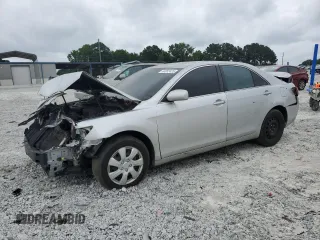 2010 Toyota Camry z VIN 4T1BF3EK2AU567884, wystawiony jako Copart lot #60855425 z przebiegiem 244 266 mil mil oraz Czysty tytuł • Clean title. Historia ofert i sprzedaży dostępna na DreamBid. Obrazek 1.