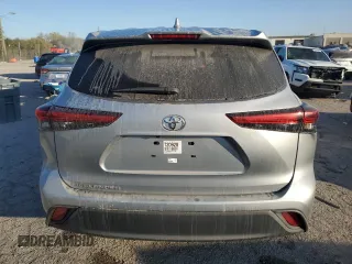 2020 Toyota Highlander L z VIN 5TDCZRAH4LS507190, wystawiony jako Copart lot #76805574 z przebiegiem Nie podano mil oraz Szkoda całkowita • Salvage title. Historia ofert i sprzedaży dostępna na DreamBid. Obrazek 6.