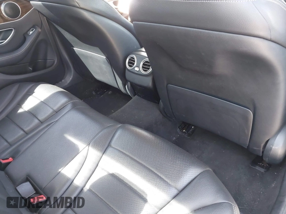 2018 Mercedes-Benz C 300 with VIN 55SWF4JB9JU270992, listed as a IAAI auction lot 41850962 with 73,174 mi miles and . Bid and sale history available at carsss.com. Image 8.