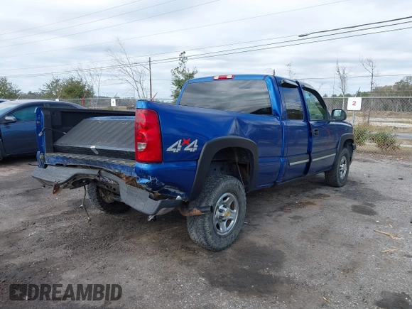 2003 Chevrolet Silverado 1500 LS with VIN 2GCEK19V031307424, listed as a IAAI auction lot 41485082 with 215,901 mi miles. Bid and sale history available at carsss.com. Image 4.