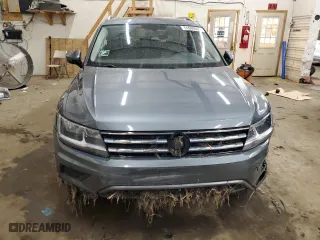 2018 Volkswagen Tiguan SEL with VIN 3VV2B7AX5JM102255, listed as a Copart auction lot 51699695 with 103,478 mi miles and Salvage Title. Bid and sale history available at carsss.com. Image 5.