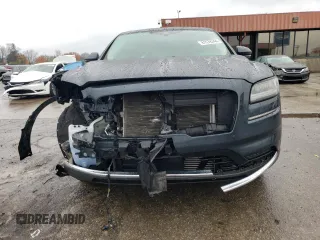 2021 Lincoln Nautilus Standard with VIN 2LMPJ6J96MBL02571, listed as a Copart auction lot 81578344 with 86,622 mi miles and Salvage title. Bid and sale history available at DreamBid. Image 5.