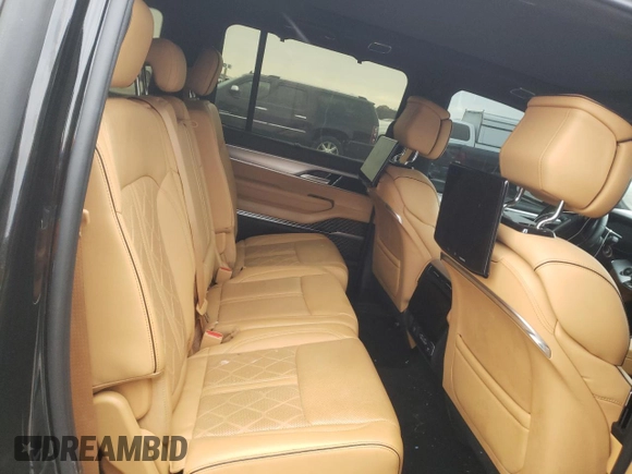 2022 Jeep Grand Wagoneer Series III with VIN 1C4SJVGP5NS153233, listed as a Copart auction lot 82017094 with 45,756 mi miles and Clean title. Bid and sale history available at DreamBid. Image 11.