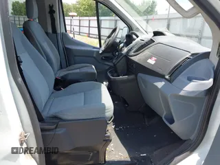 2015 Ford Transit XL z VIN 1FBZX2ZM3FKA54172, wystawiony jako IAAI lot #42601588 z przebiegiem 619 881 mil mil oraz . Historia ofert i sprzedaży dostępna na DreamBid. Obrazek 5.