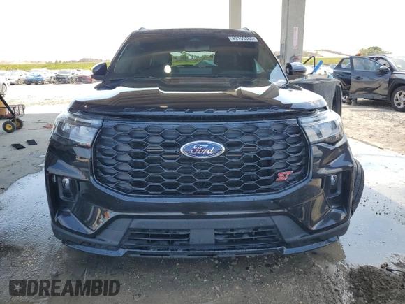 2025 Ford Explorer ST with VIN 1FMWK8GC4SGA22804, listed as a Copart auction lot 49159385 with 7,554 mi miles and Salvage Title. Bid and sale history available at carsss.com. Image 5.