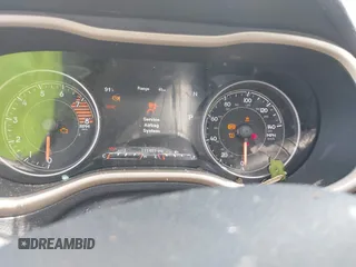 2017 Jeep Cherokee Limited с VIN 1C4PJMDS4HW631244, выставлен на аукционе IAAI как лот 42440296 с пробегом 111 461 миль миль и . История ставок и продаж доступна на DreamBid. Изображение 7.