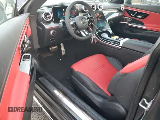 2024 Mercedes-Benz CLE 53 AMG z VIN W1KMJ6CB0RF025432, wystawiony jako Copart lot #86487184 z przebiegiem 28 mil mil oraz Szkody całkowita. Historia ofert i sprzedaży dostępna na DreamBid. Obrazek 8.