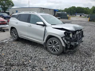 2020 GMC Terrain Denali with VIN 3GKALXEX1LL141889, listed as a Copart auction lot 61085625 with 64,713 mi miles and Salvage title. Bid and sale history available at DreamBid. Image 4.