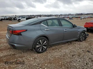 2021 Nissan Altima 2.5 SV with VIN 1N4BL4DV4MN366894, listed as a Copart auction lot 44373815 with 110,107 mi miles and Salvage Title. Bid and sale history available at carsss.com. Image 3.